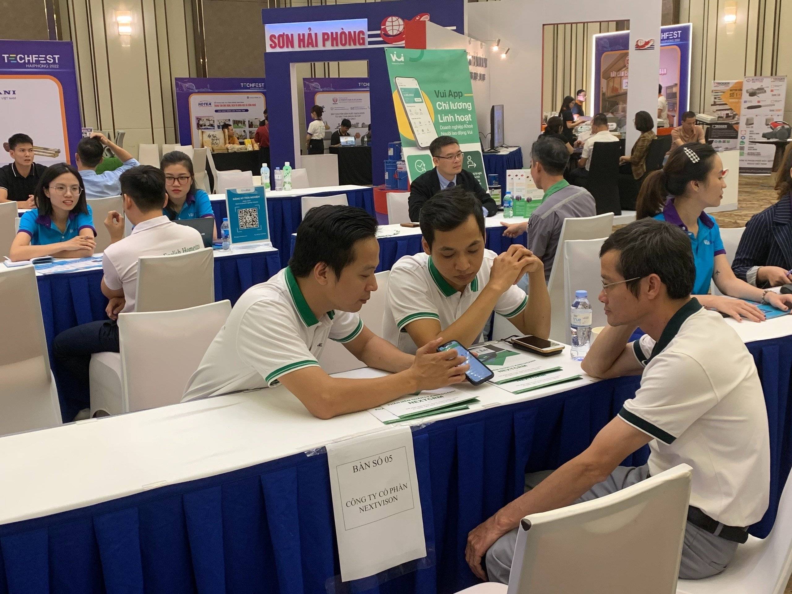 NextX và đại diện các doanh nghiệp