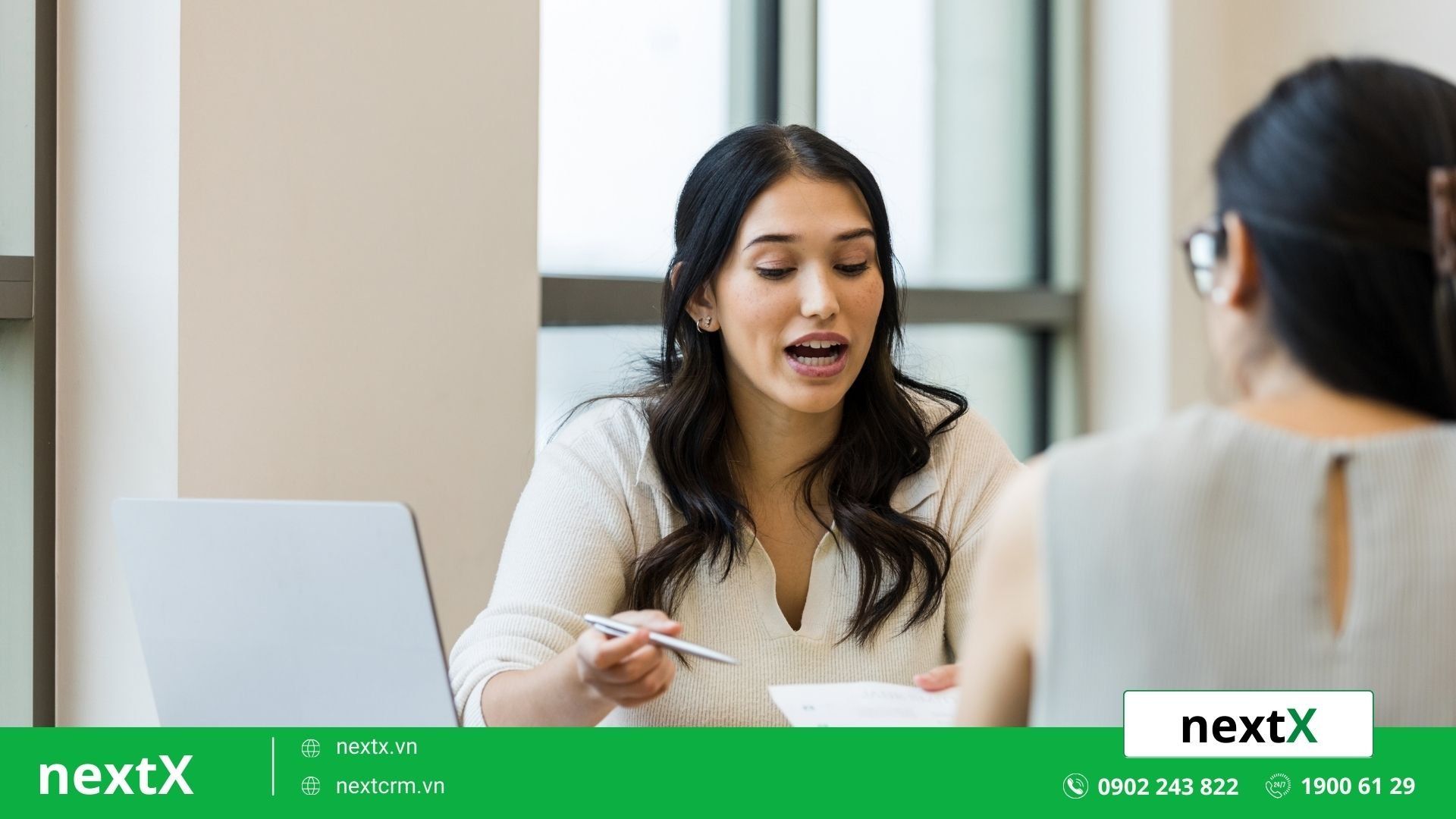 Dấu hiệu nhận biết sếp bạn theo phong cách quản lý micromanagement 