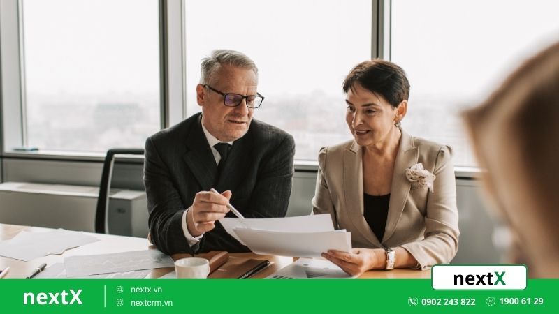 Mua tên miền nước ngoài là gì?