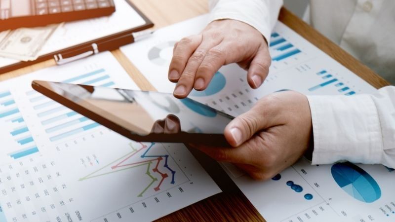 Nhân viên nội bộ trong công ty 