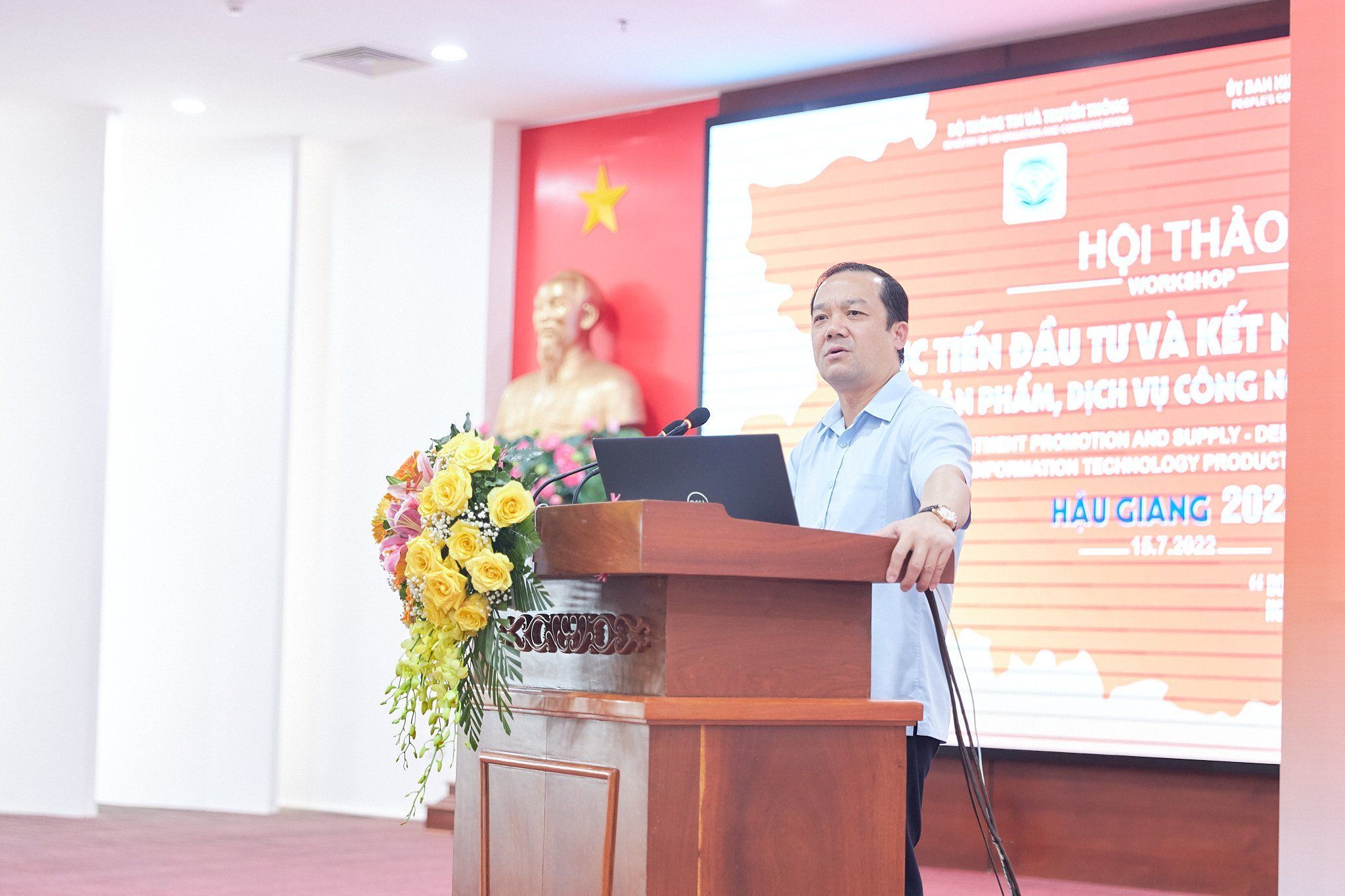 thứ trưởng Bộ thông tin và truyền thông